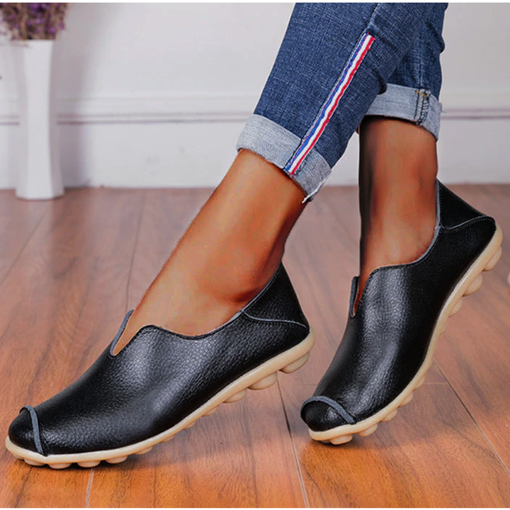 Farrah - Women’s Soft Sole Comfortable Flats