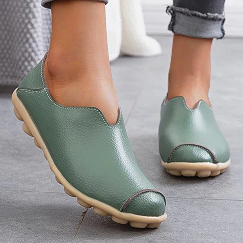 Farrah - Women’s Soft Sole Comfortable Flats