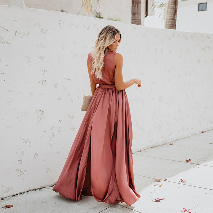 Lola - Elegant Comfort Luxe Fashion Dress