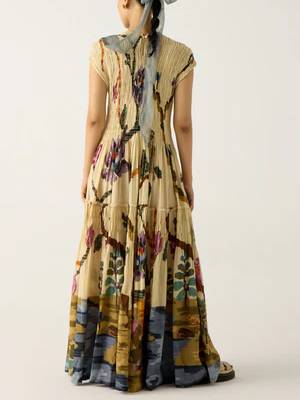 Vesper - Boho-Inspired Pleated Print Maxi Dress
