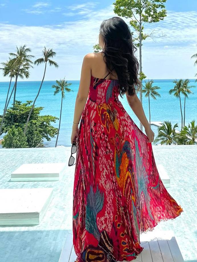 Ione - Bold Printed A-Line Maxi Dress