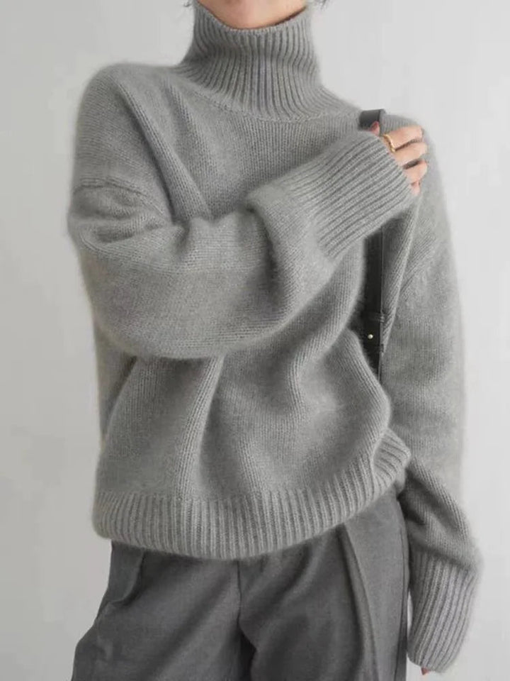 Amaya - Elegant Cashmere Turtleneck Sweater