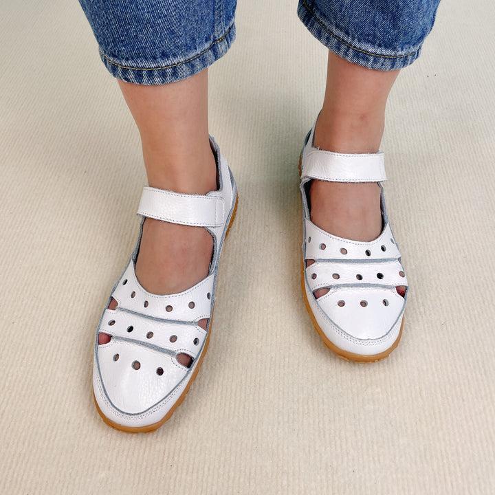 Kairi - Women’s Breathable Hollow Hook Flat Sandals