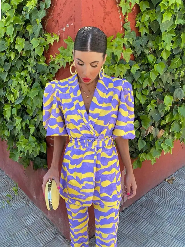 Cadence - Elegant Wave Stripe Print 2-Piece Set