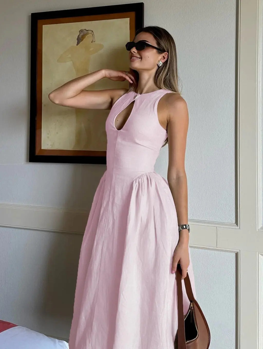 Evadne – Effortless Linen Midi Dress