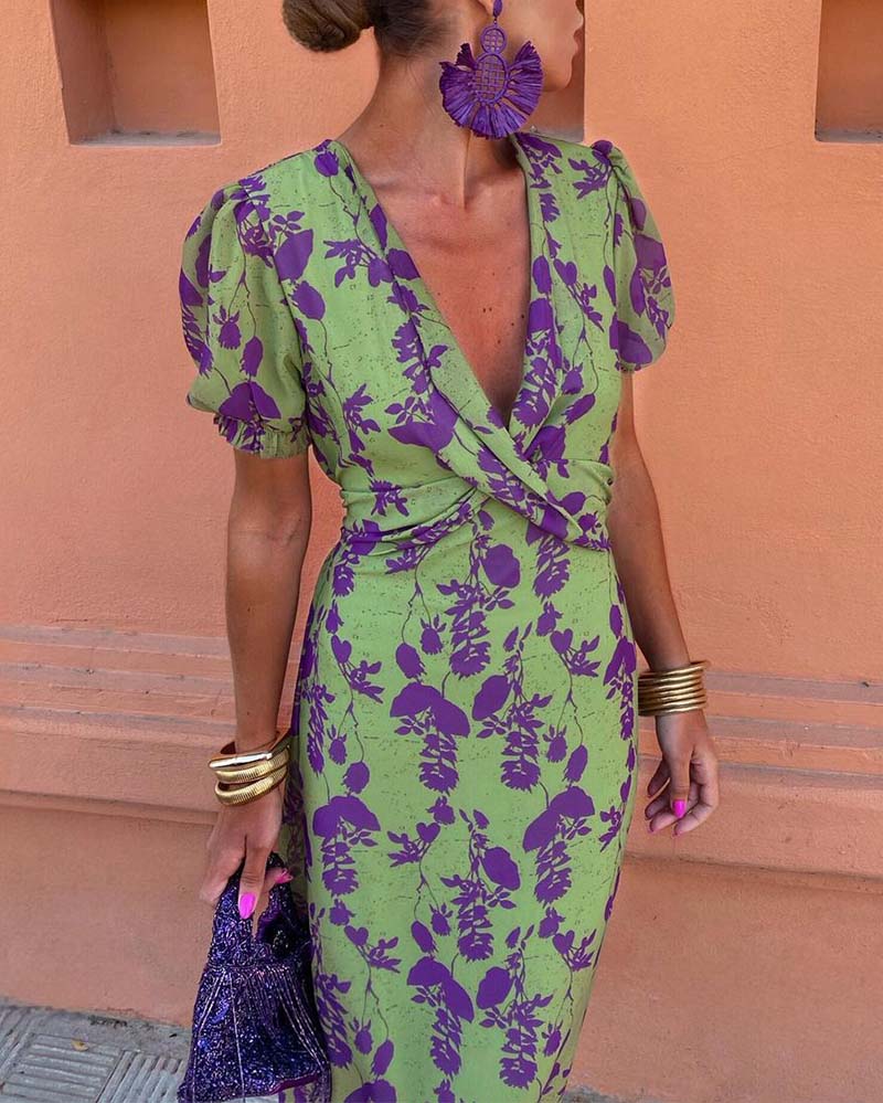 Lily - Elegant V-Neck Printed Bodycon Dress