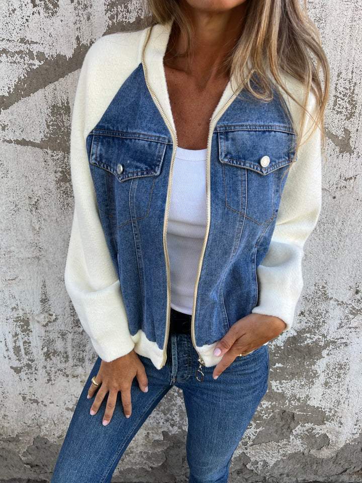 Audrey - Versatile Classic Denim Jacket