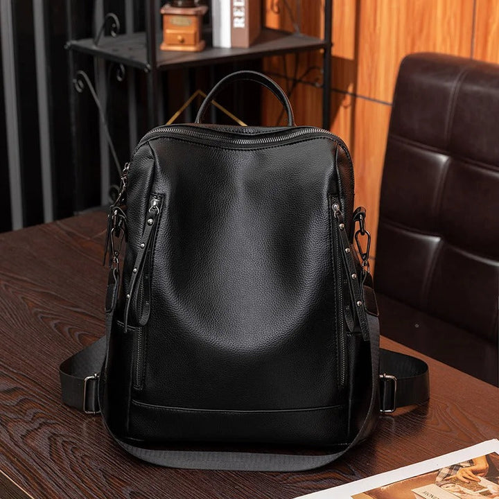 Bella - Chic & Versatile Multi-Compartment Backpack